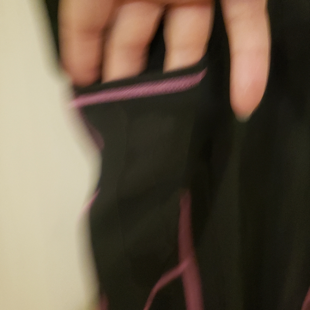 Lilly Pulitzer Luxletic Weekender Leggings with Pink Accents - Picture 6 of 6